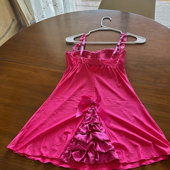 Victoria’s Secret Sexy Little Things 2004 - Picture 4 of 12